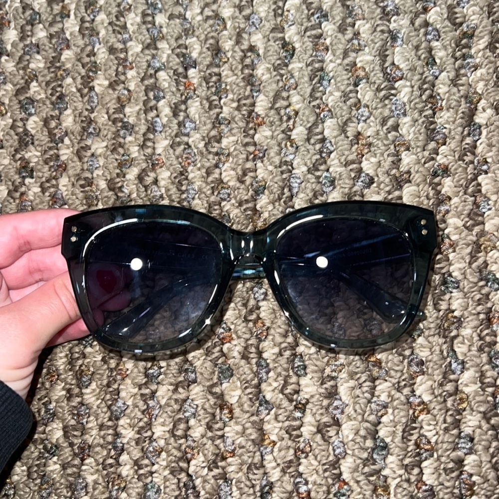 Women’s sunglasses